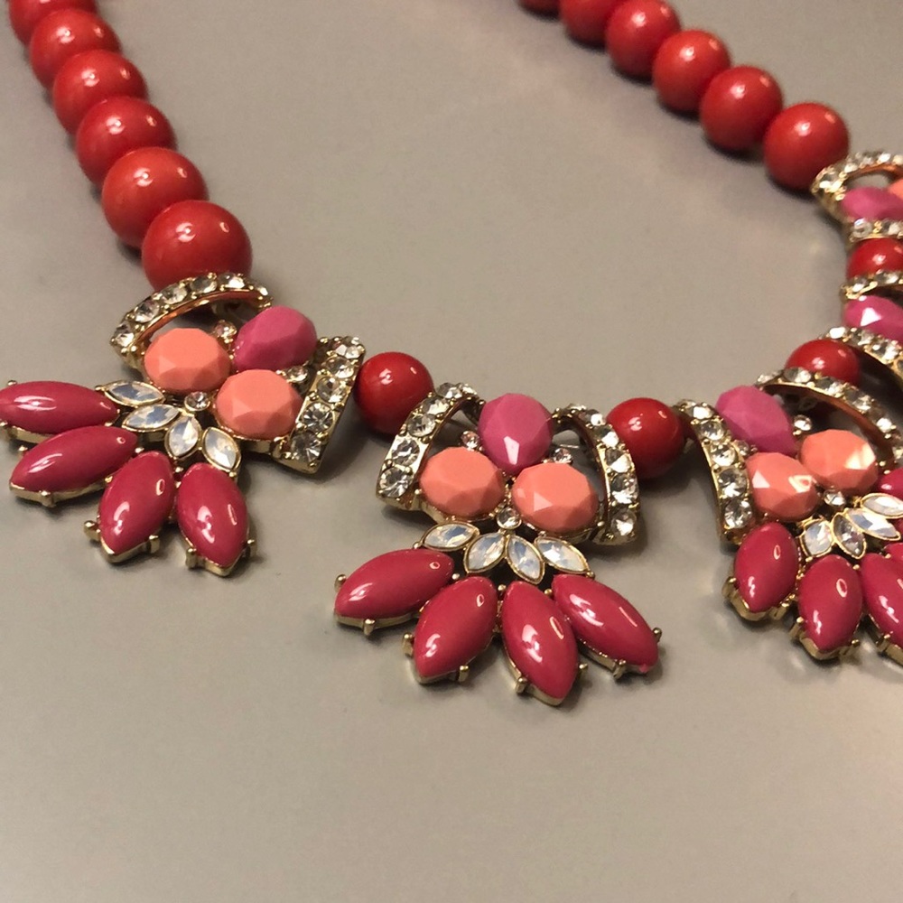 BNWT Talbots Pink Statement Necklace